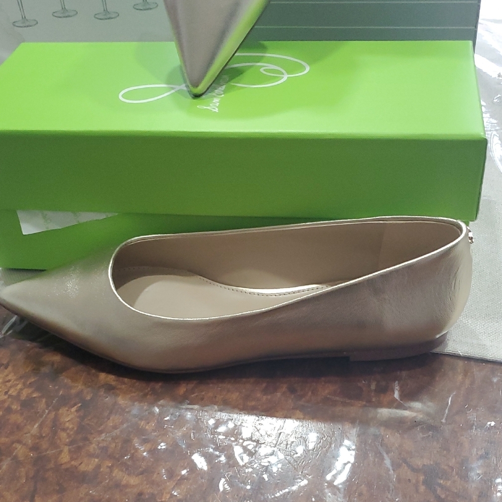 Sam Edelman Women's Metallic Flats - Picture 4 of 12